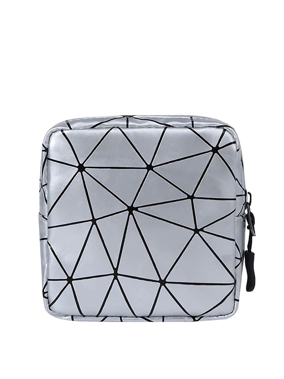 awestuffs geometric printed portable travel pouch