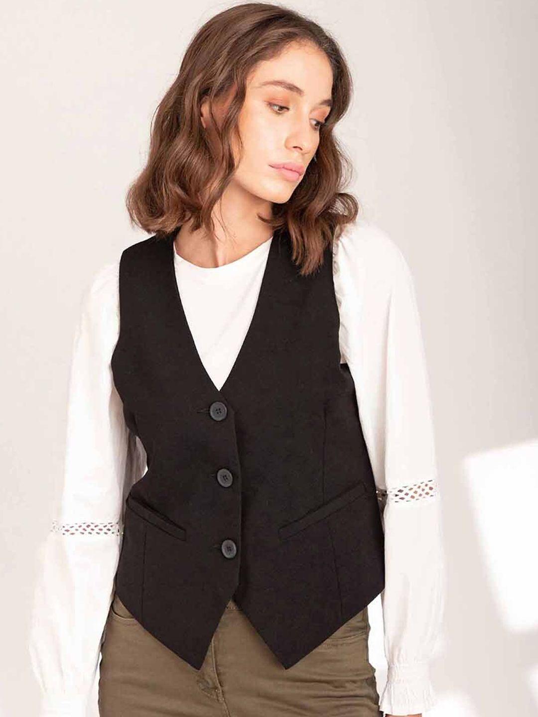 b copenhagen v-neck waistcoat