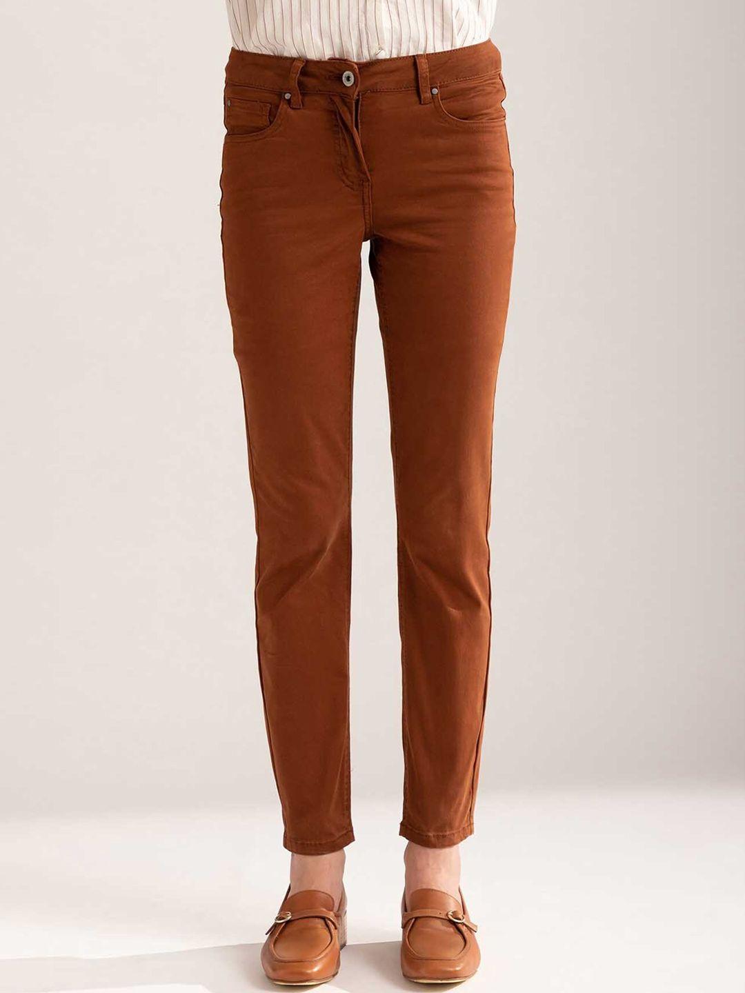 b copenhagen women brown pleated chinos trousers