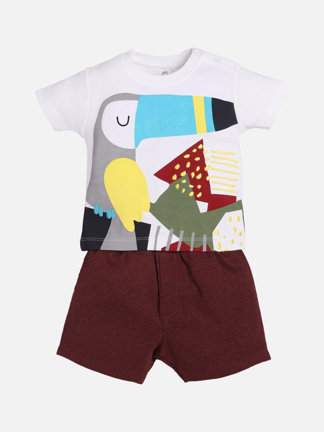 baby go boys white & maroon printed t-shirt with shorts