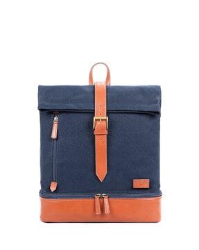 backpack with buckle closure
