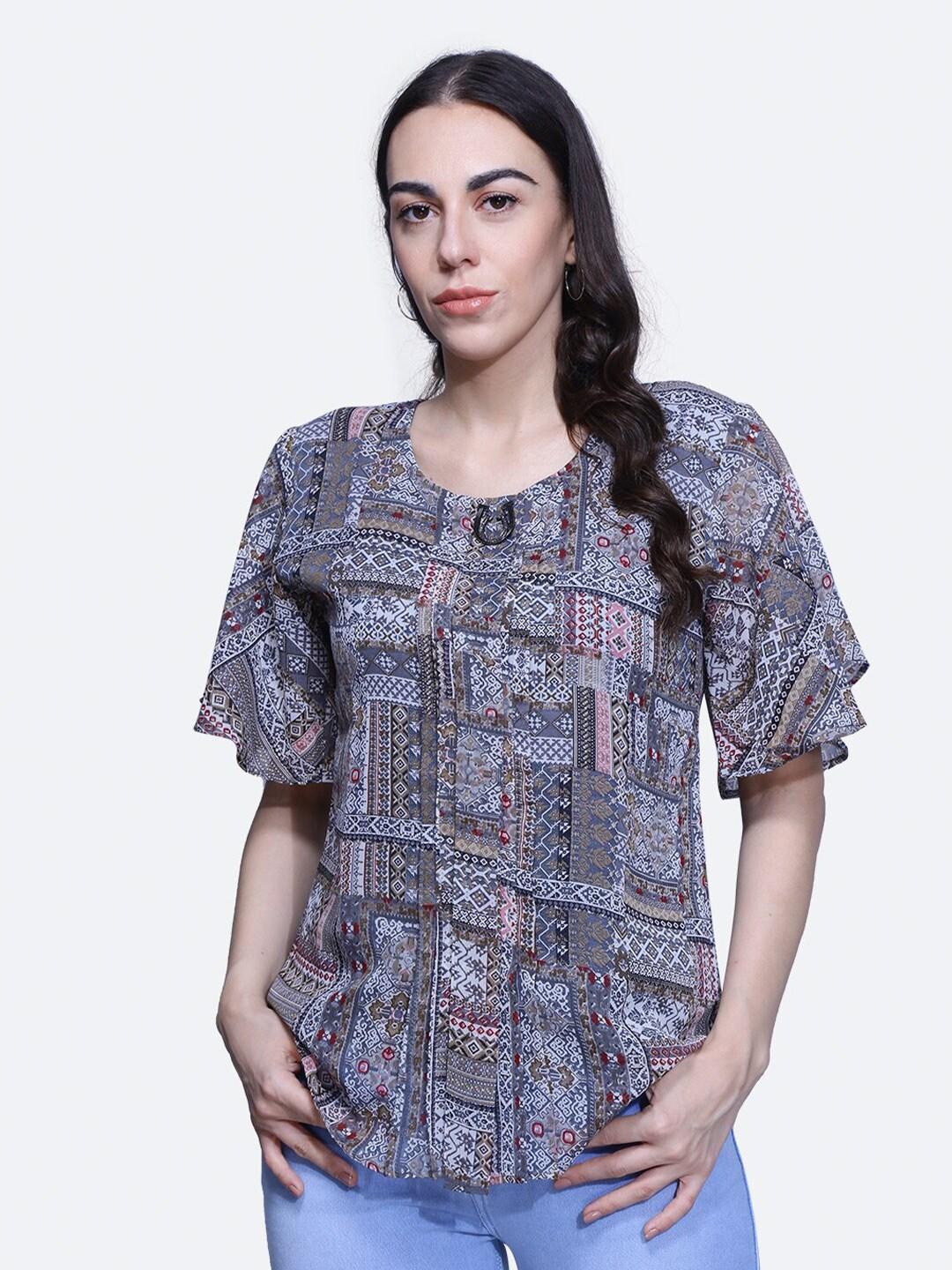 baesd abstract printed flared sleeve top