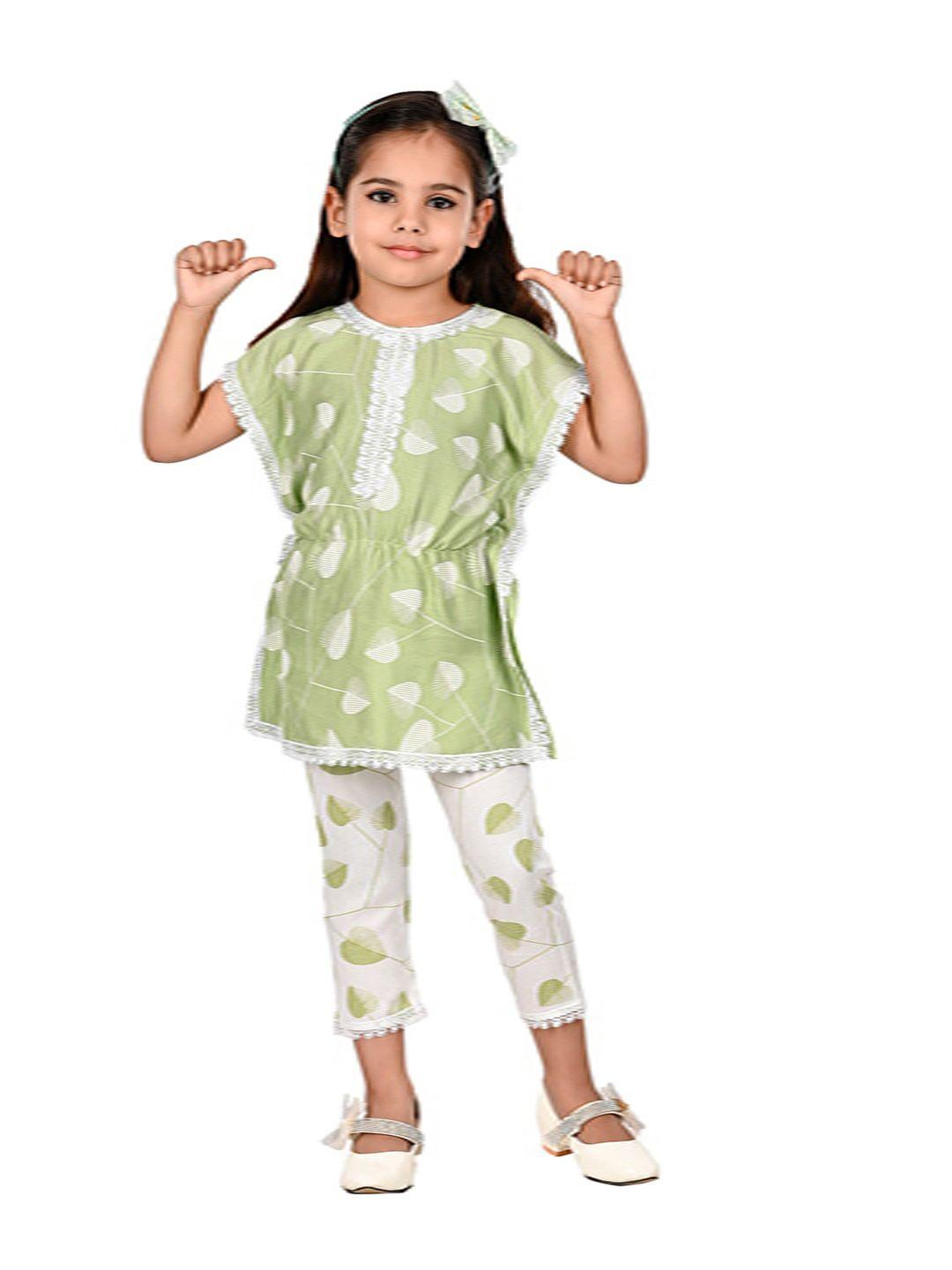 baesd boys green & white printed top with capris