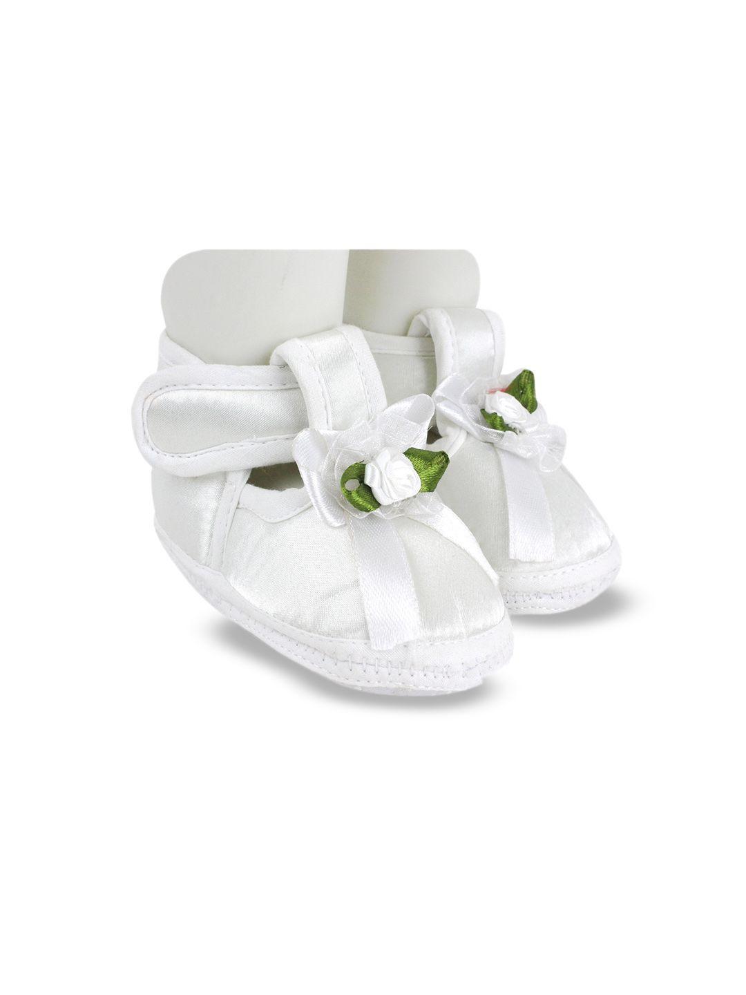 baesd infant girls bow detail satin booties