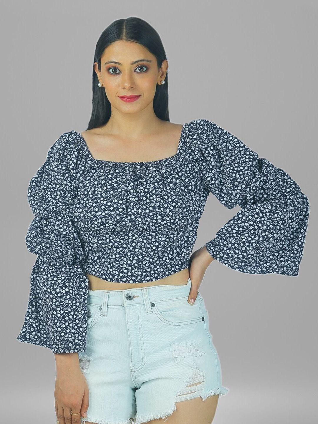 baesd blue floral print crepe crop top