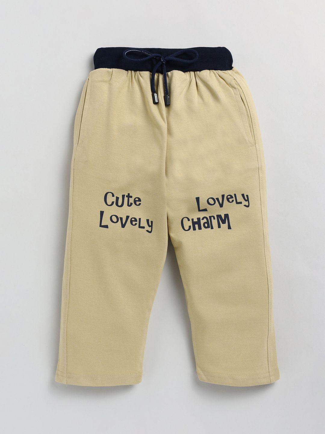 baesd boys typography printed cotton track pant