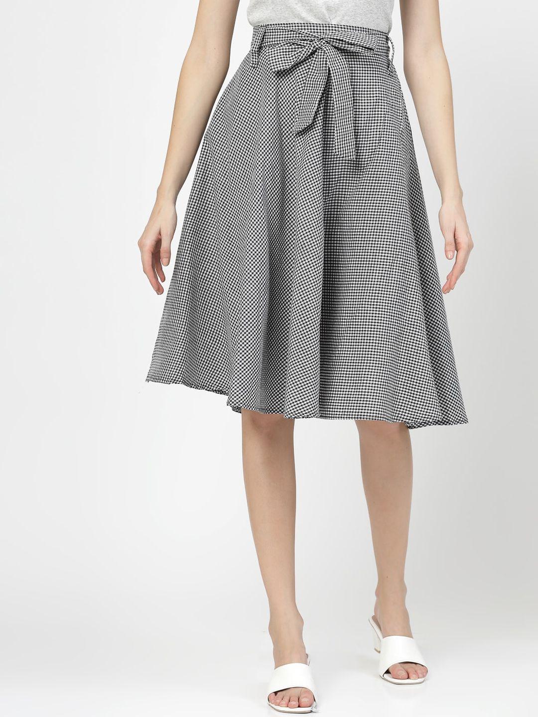 baesd checked flared knee-length skirt