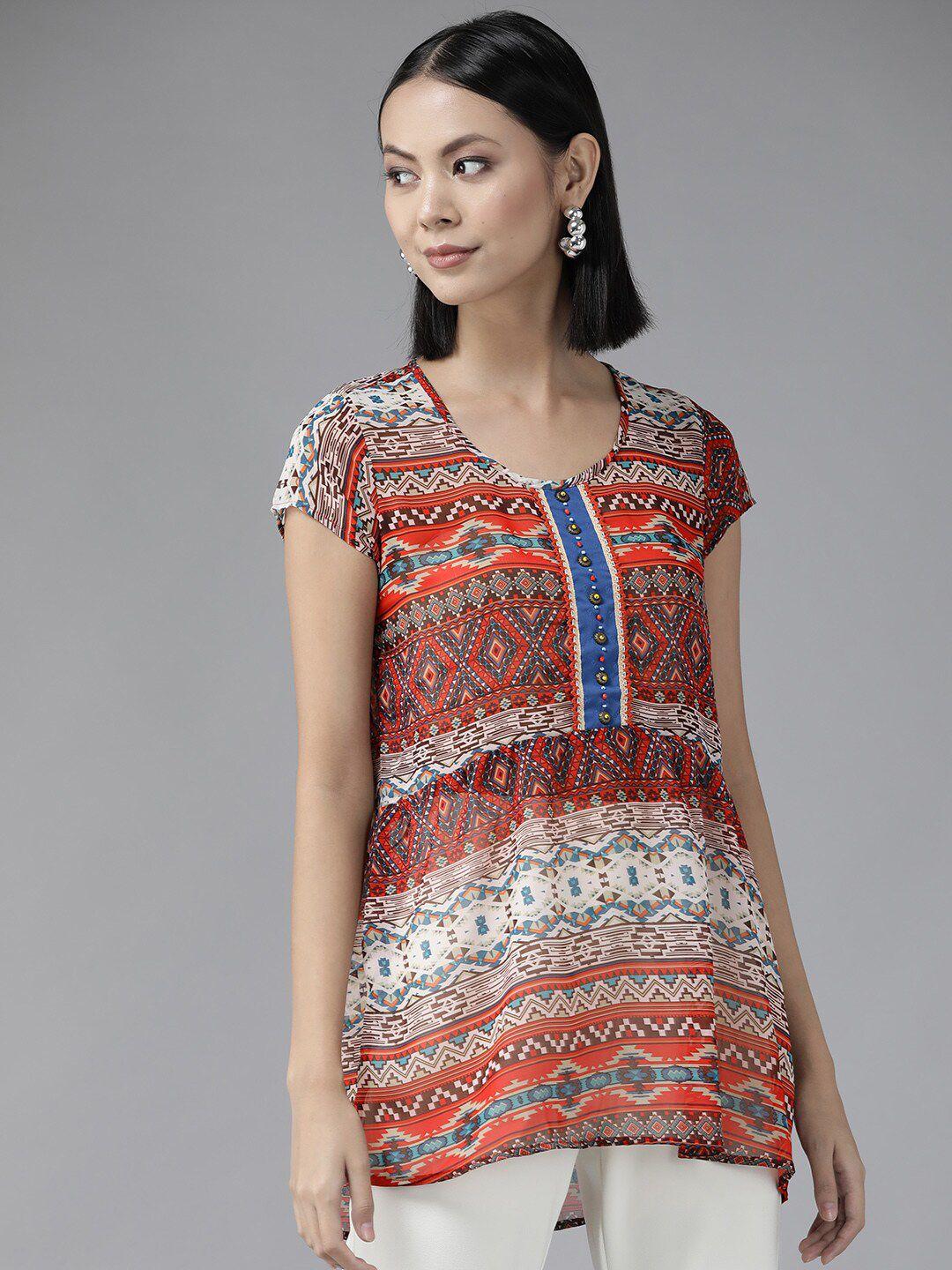 baesd geomtric printed georgette top