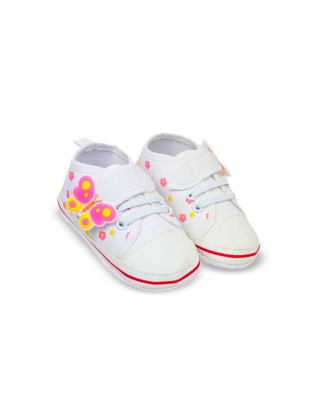 baesd infant girls butterfly detail cotton booties