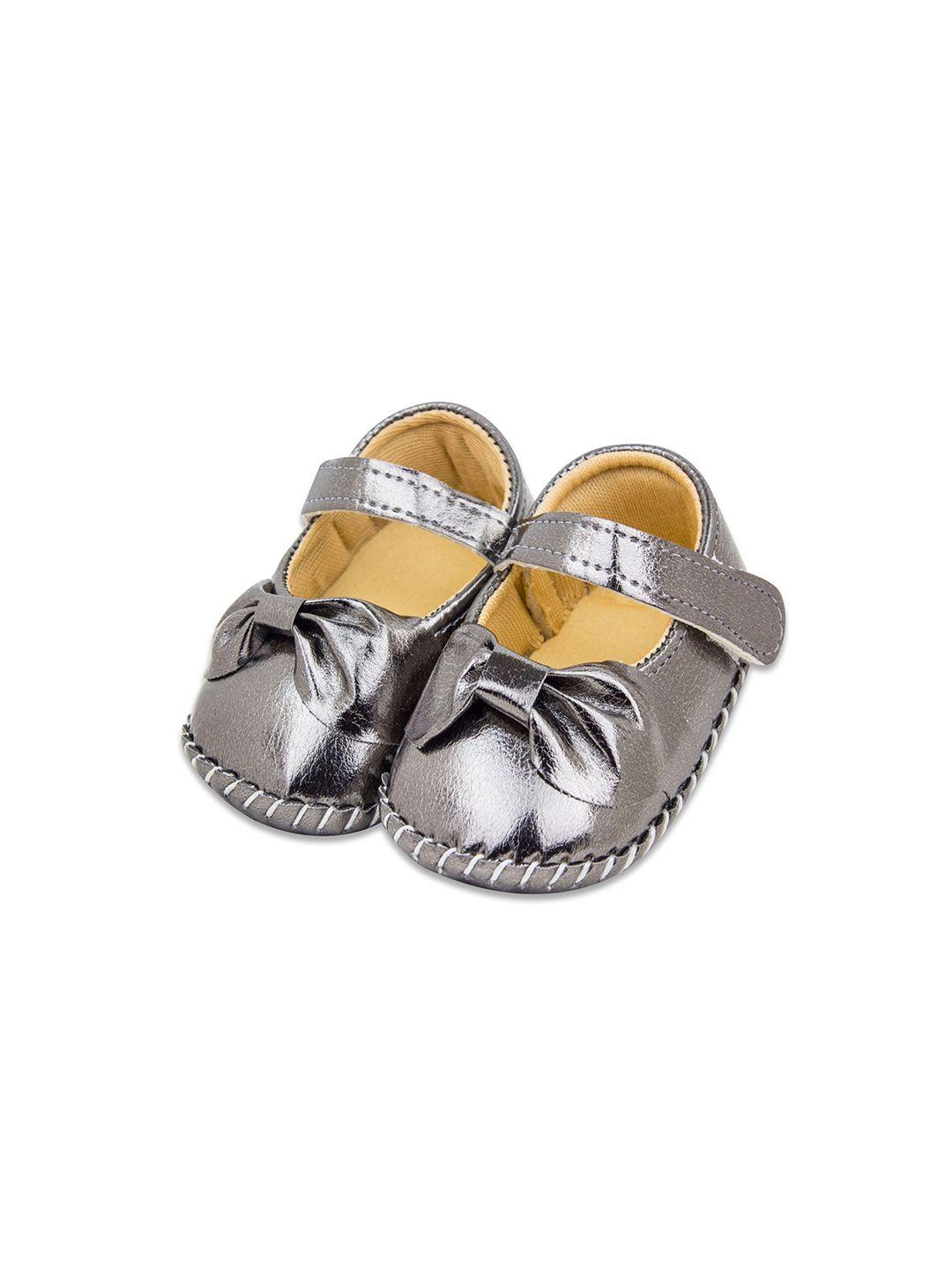 baesd infants girls bow detailed booties