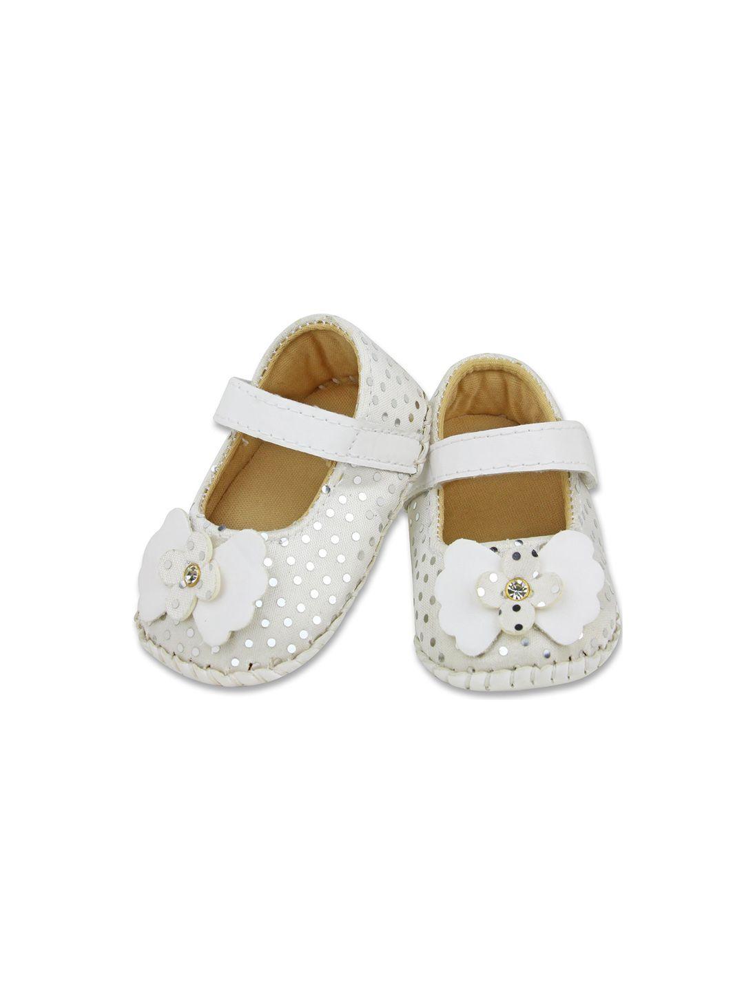 baesd infants girls printed embellished detail booties