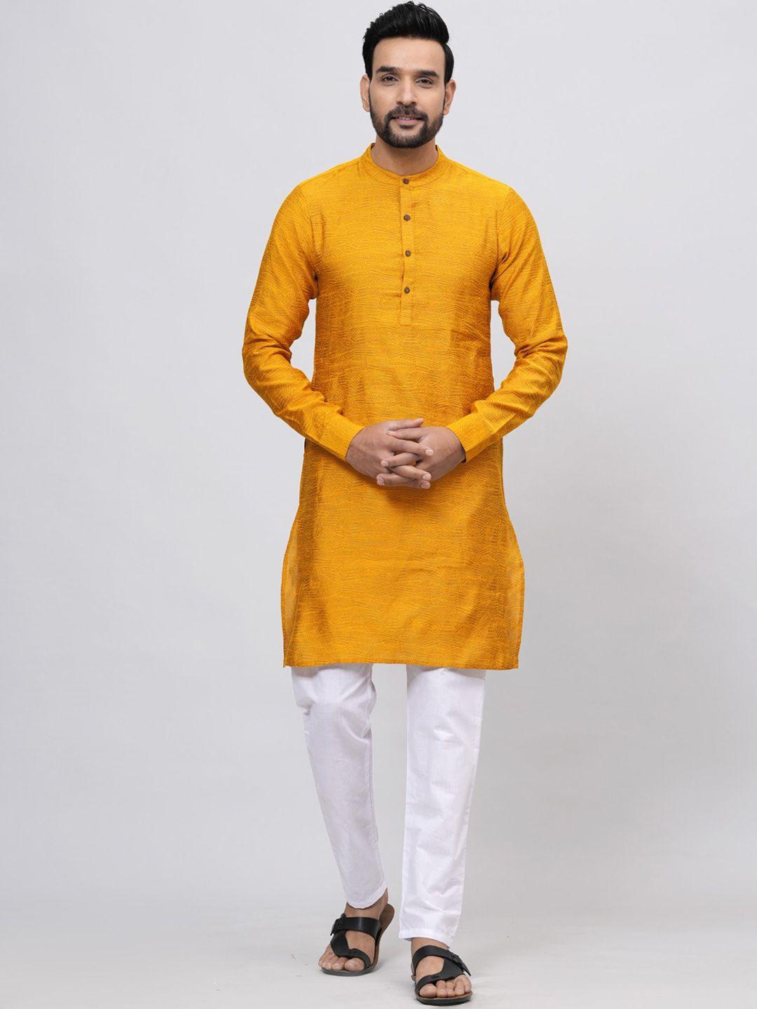 baesd men thread work handloom kurta