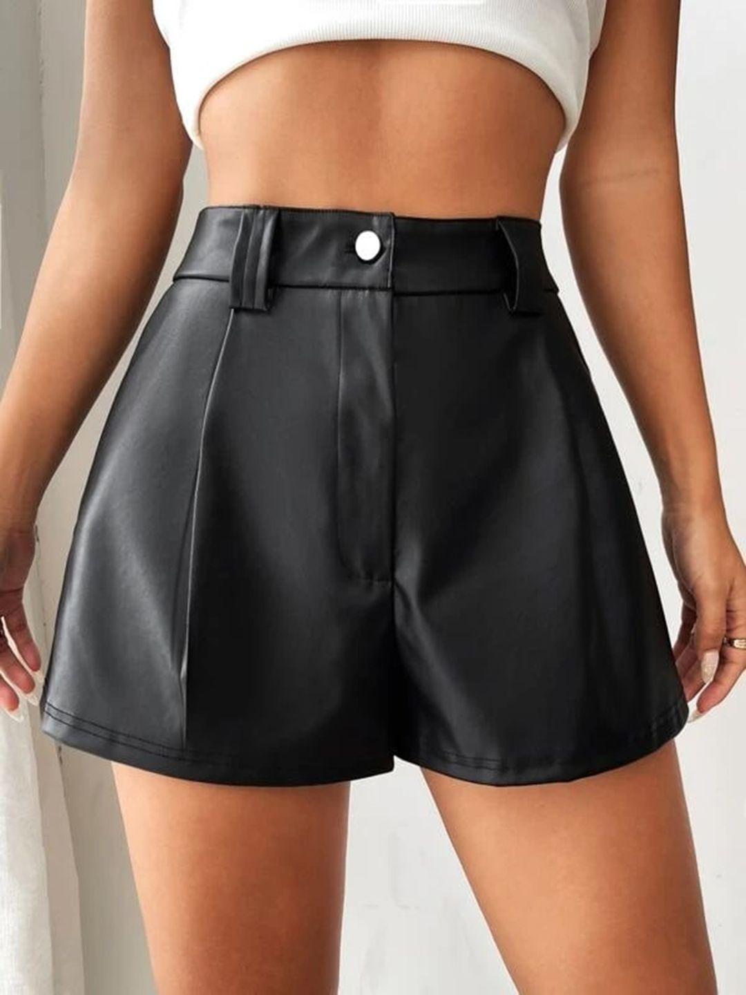 baesd women leather skinny fit shorts