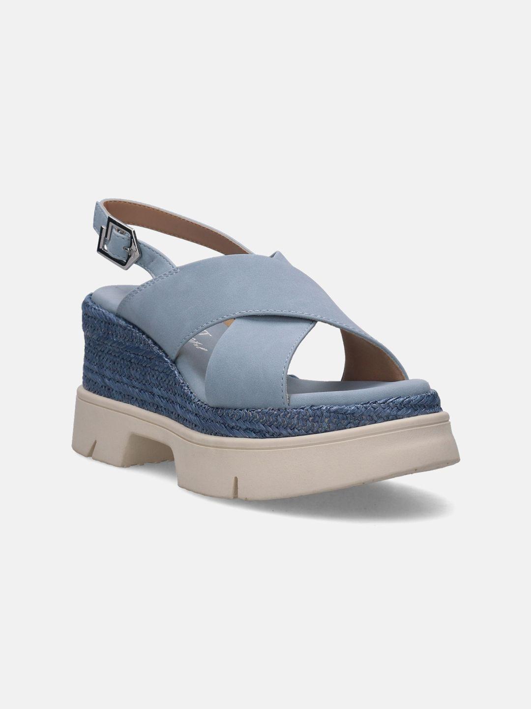 bagatt criss-cross strap platform heels