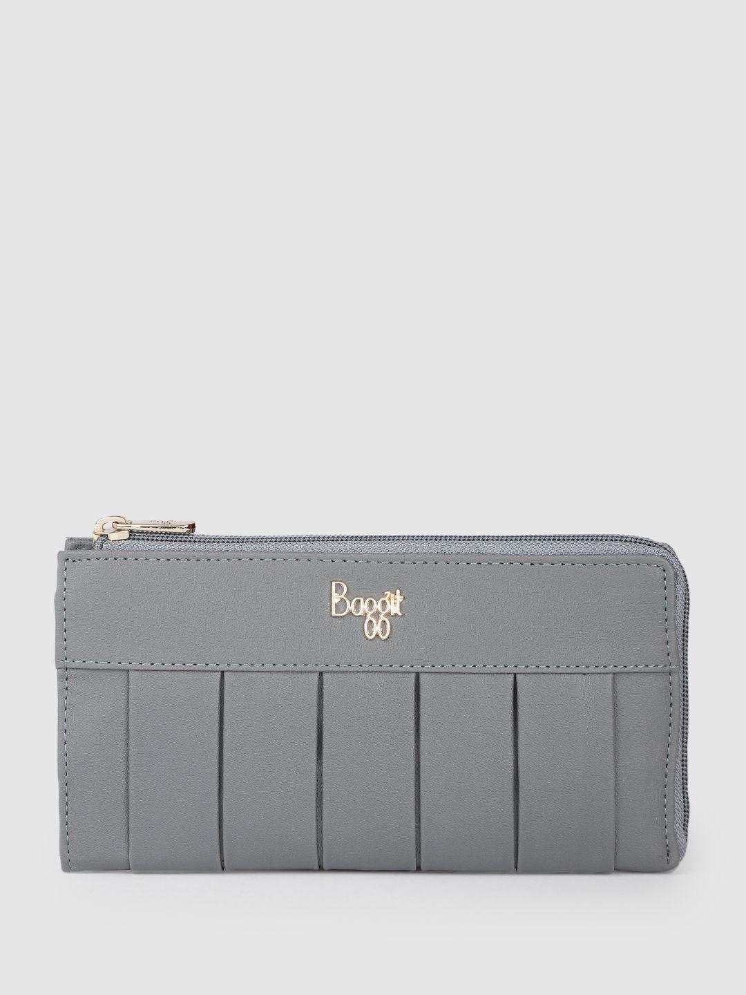 baggit women zip around wallet