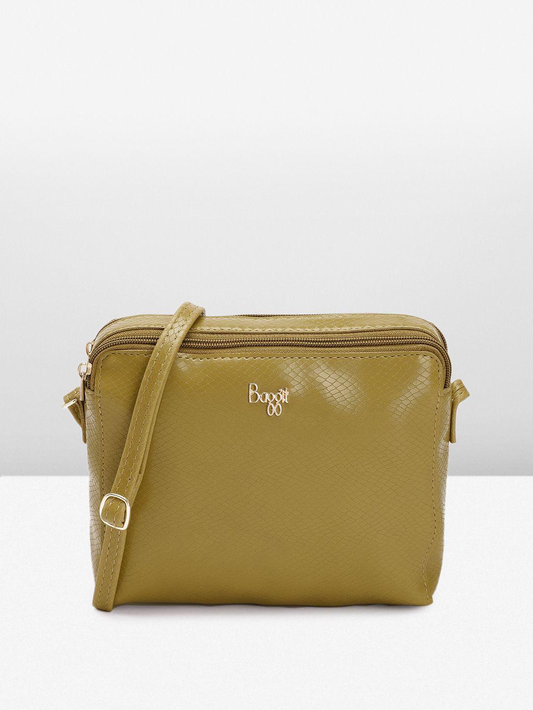 baggit textured sling bag
