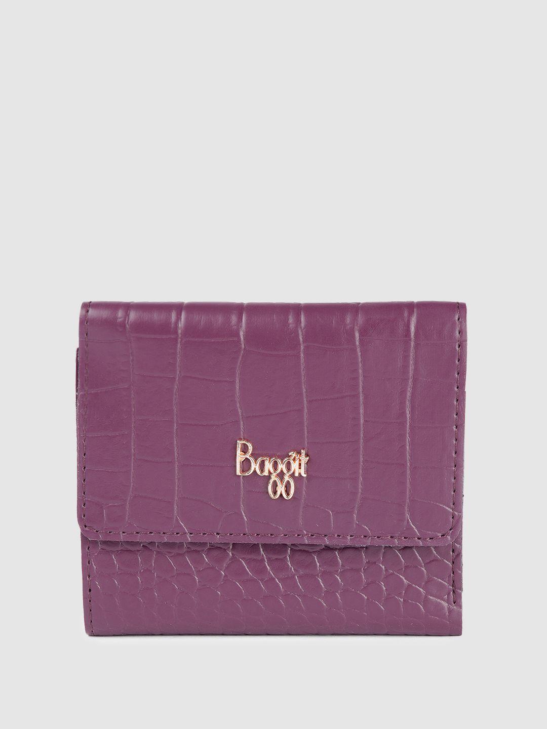 baggit women animal textured three fold wallet