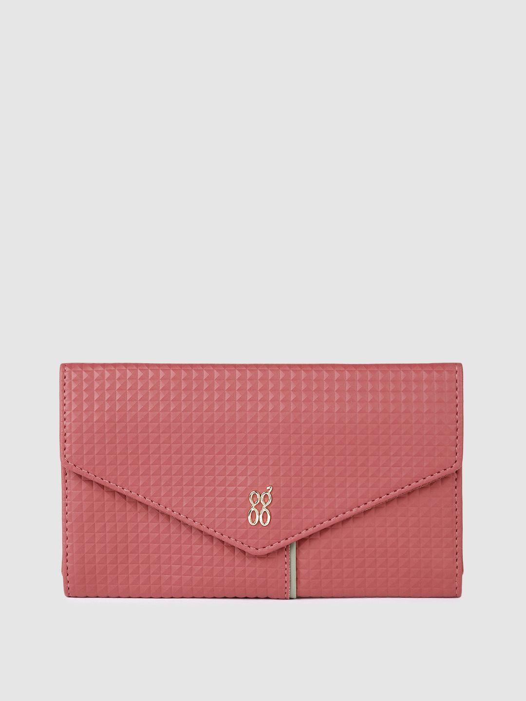 baggit women geometric textured envelope wallet