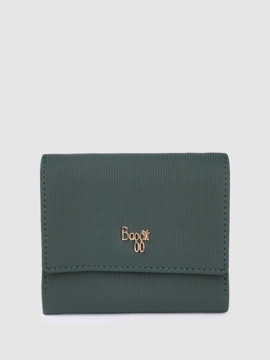 baggit women solid three fold wallet