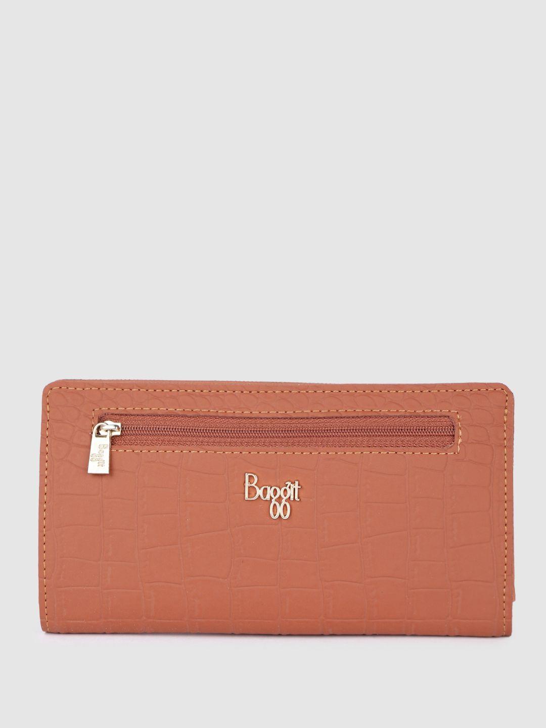 baggit women textured two fold wallet