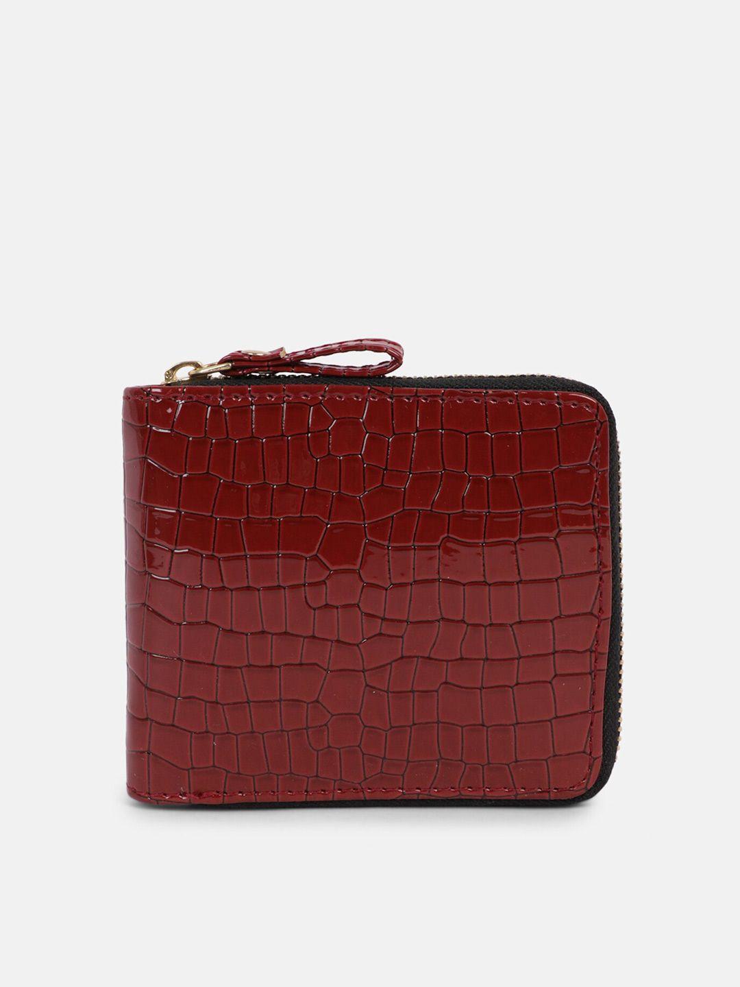bagsy malone maroon textured purse clutch