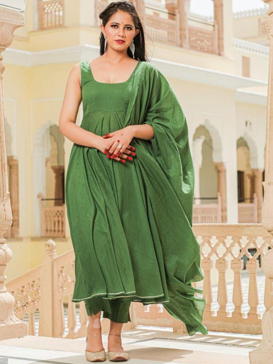 baisacrafts women green solid gotapatti pure cotton kurti trousers & dupatta