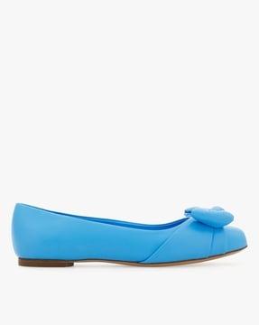 ballet flat with padded vara bow