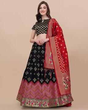 banarasi jequard flared lehenga choli set