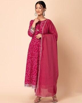 bandhani print kurta set with dupatta