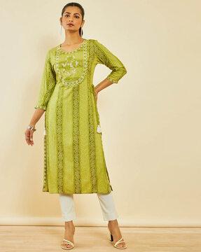 bandhani print straight kurta with tassels