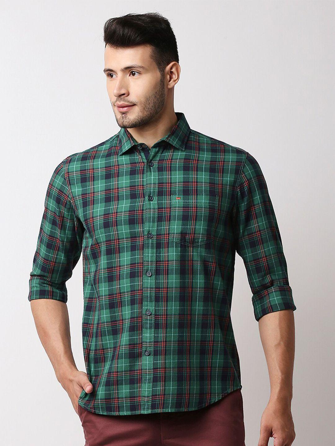 basics men green slim fit checked casual shirt