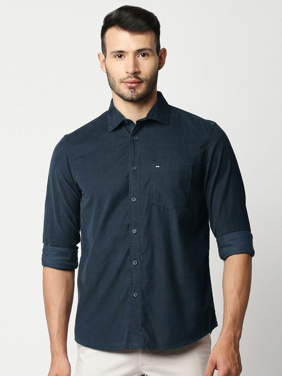 basics men navy blue slim fit checked casual shirt