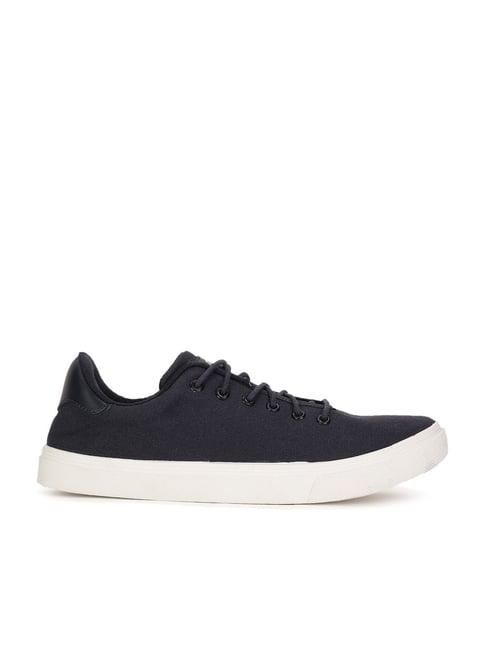 bata men's blue casual sneakers