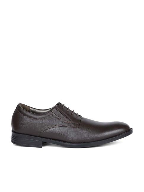 bata men's brown derby shoes
