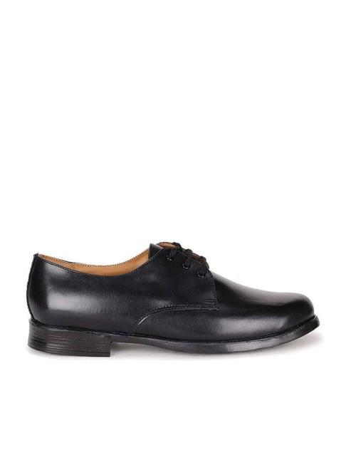 bata men's coal black derby shoes
