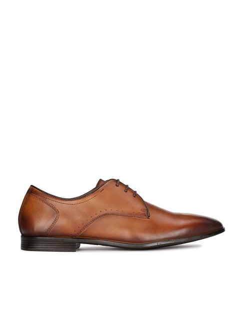 bata men's envy tan derby shoes