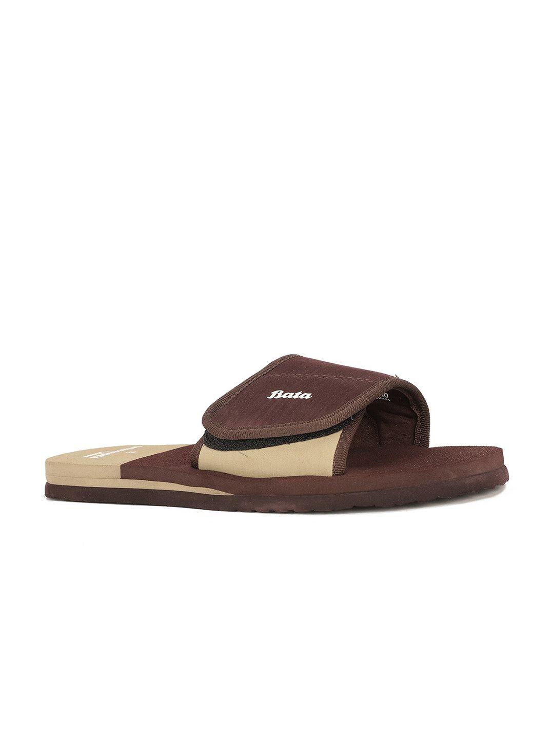 bata men brown & beige colourblocked sliders