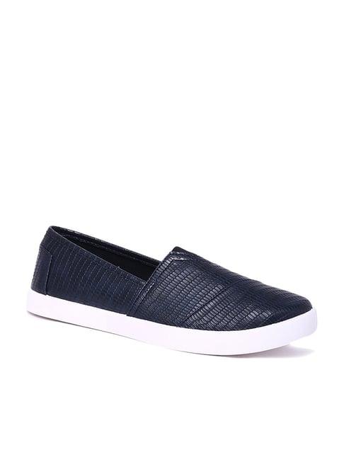 bata women's navy casual shoes