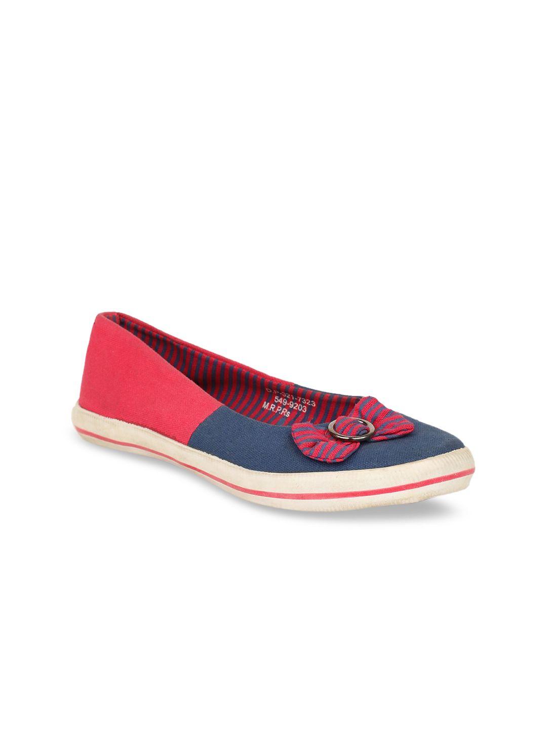 bata women blue & pink colourblocked slip-on sneakers