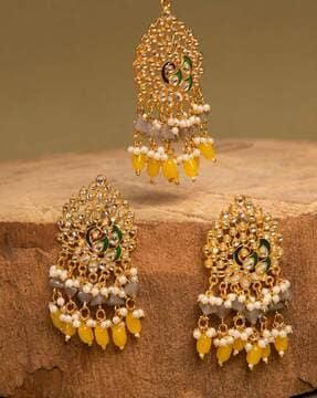 beaded kundan earrings & mangtika set