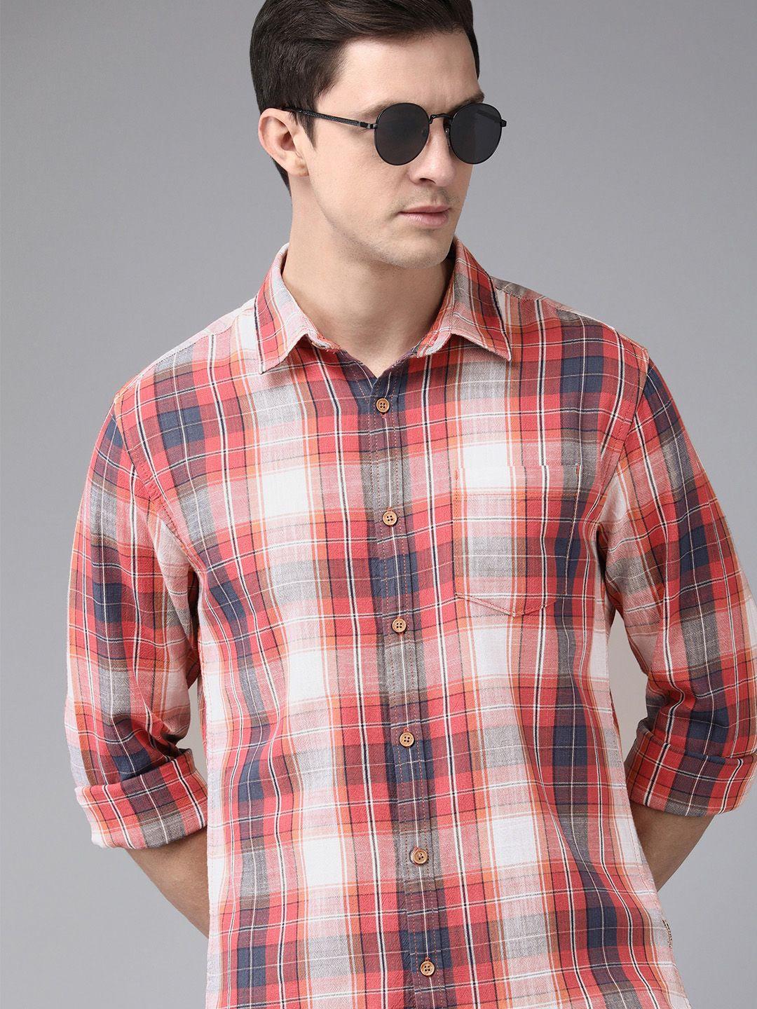 beat london by pepe jeans men red classic slim fit checked casual shirt