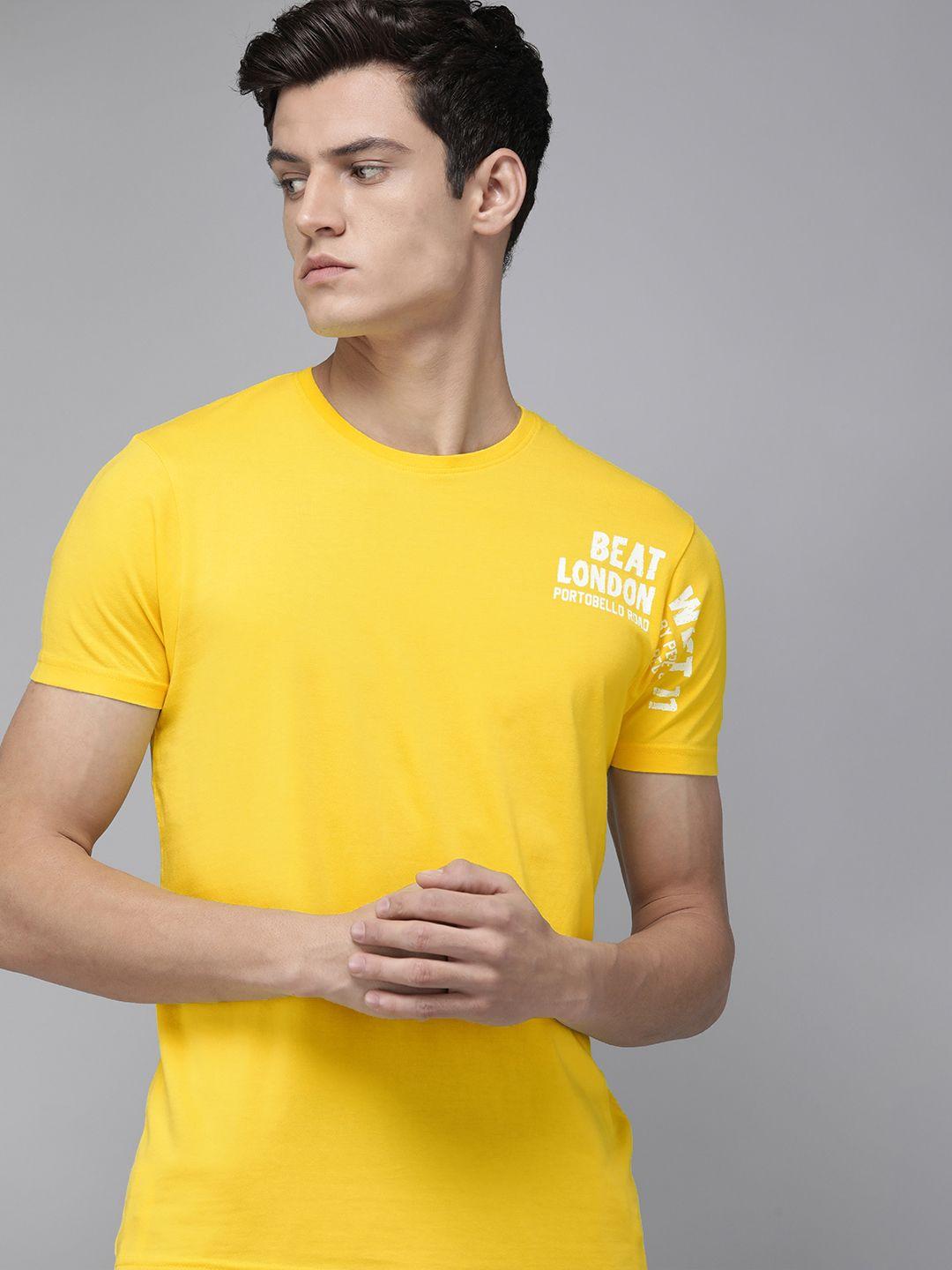 beat london by pepe jeans men yellow & white typography printed pure cotton slim fit t-shirt