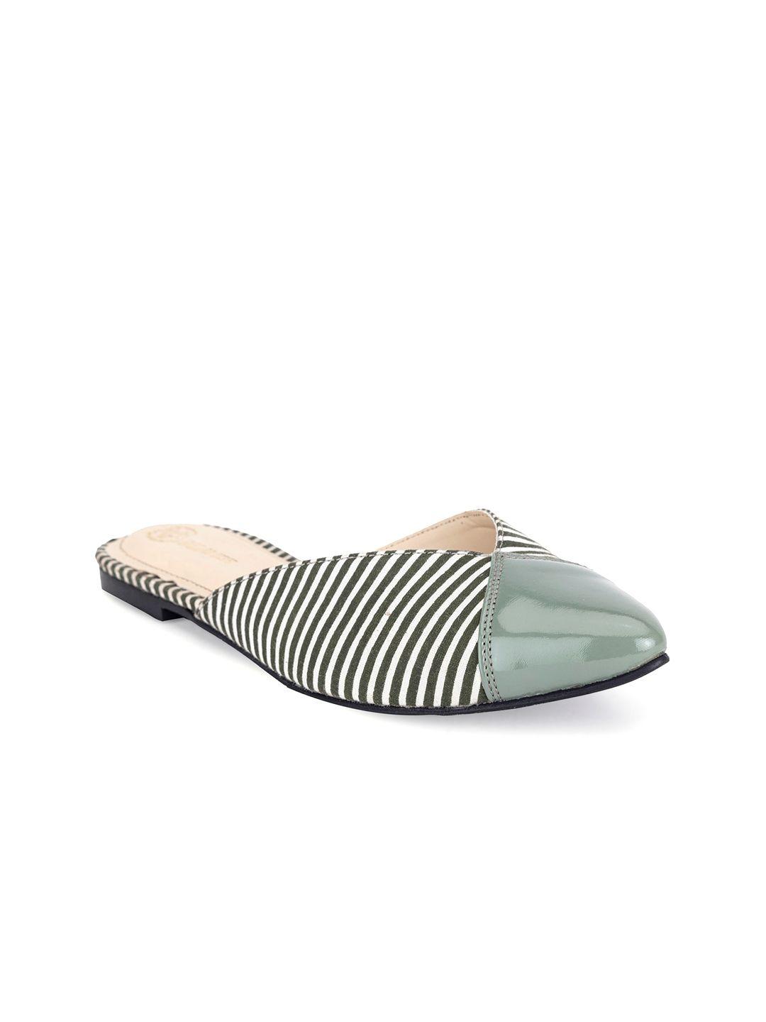 beaver pointed toe printed mules