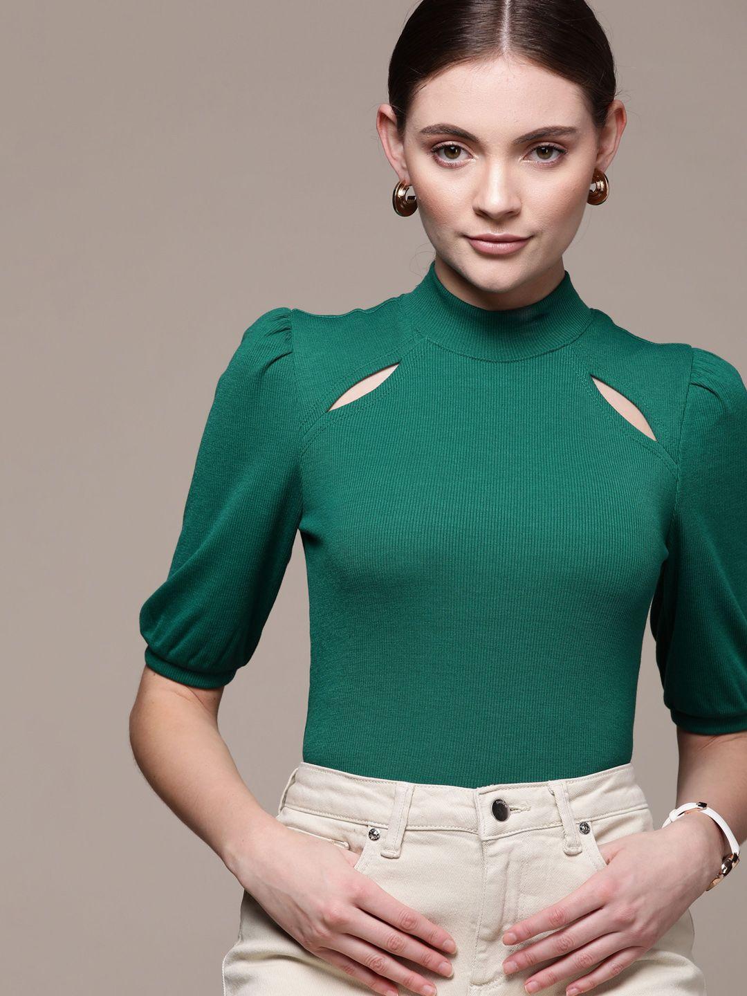 bebe aventurine staple season staple ribbed top with cut out detail