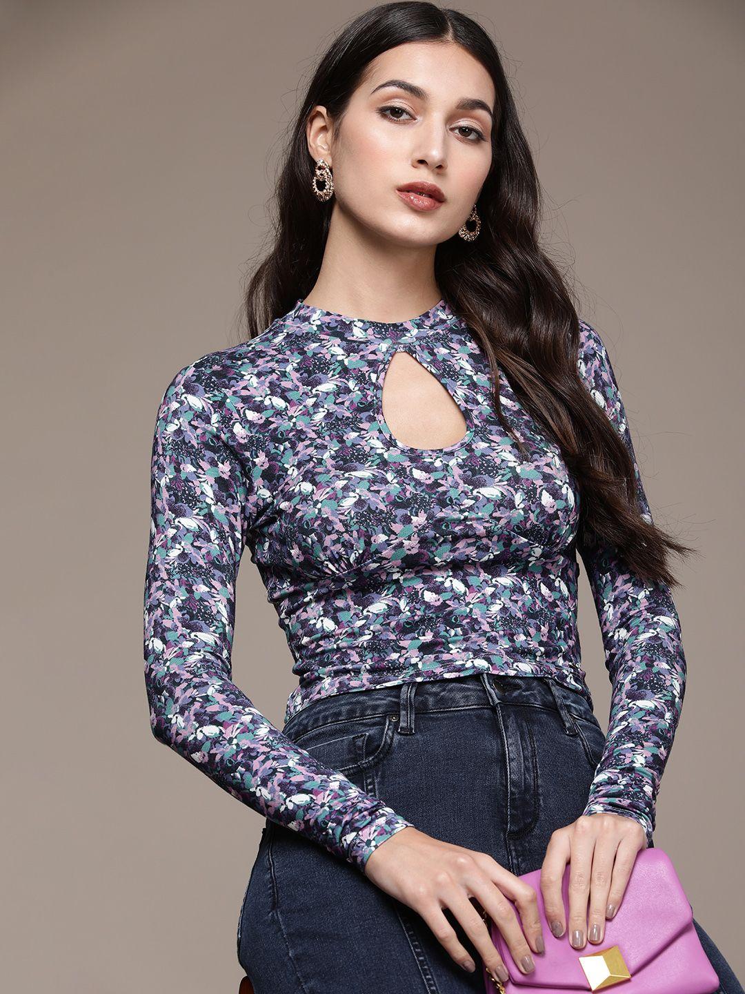 bebe women floral print keyhole neck top