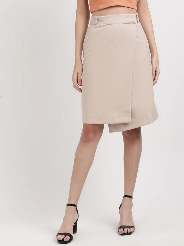 beige fitted solid skirt