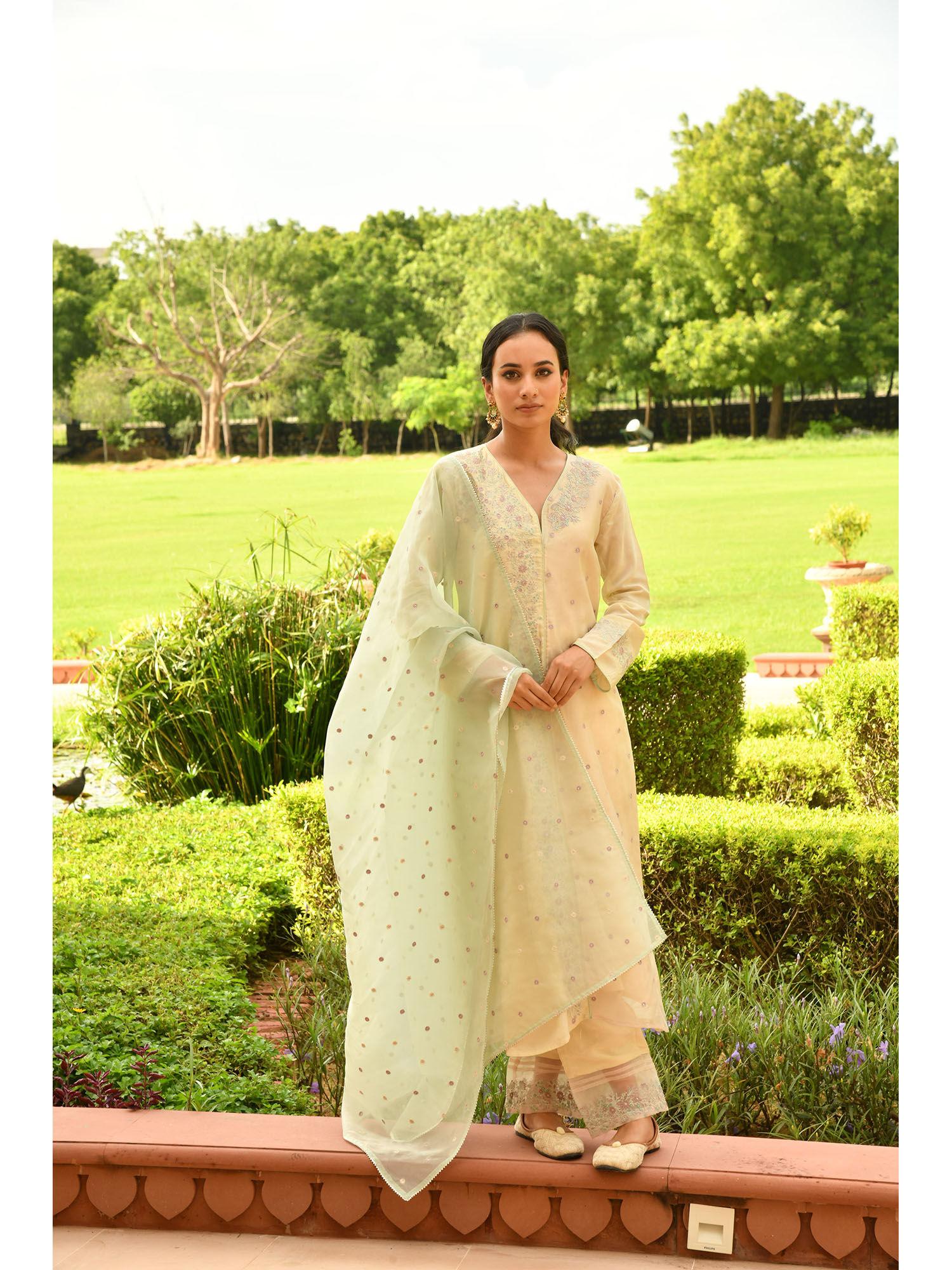 beige ida kurta with pant and dupatta (set of 3)