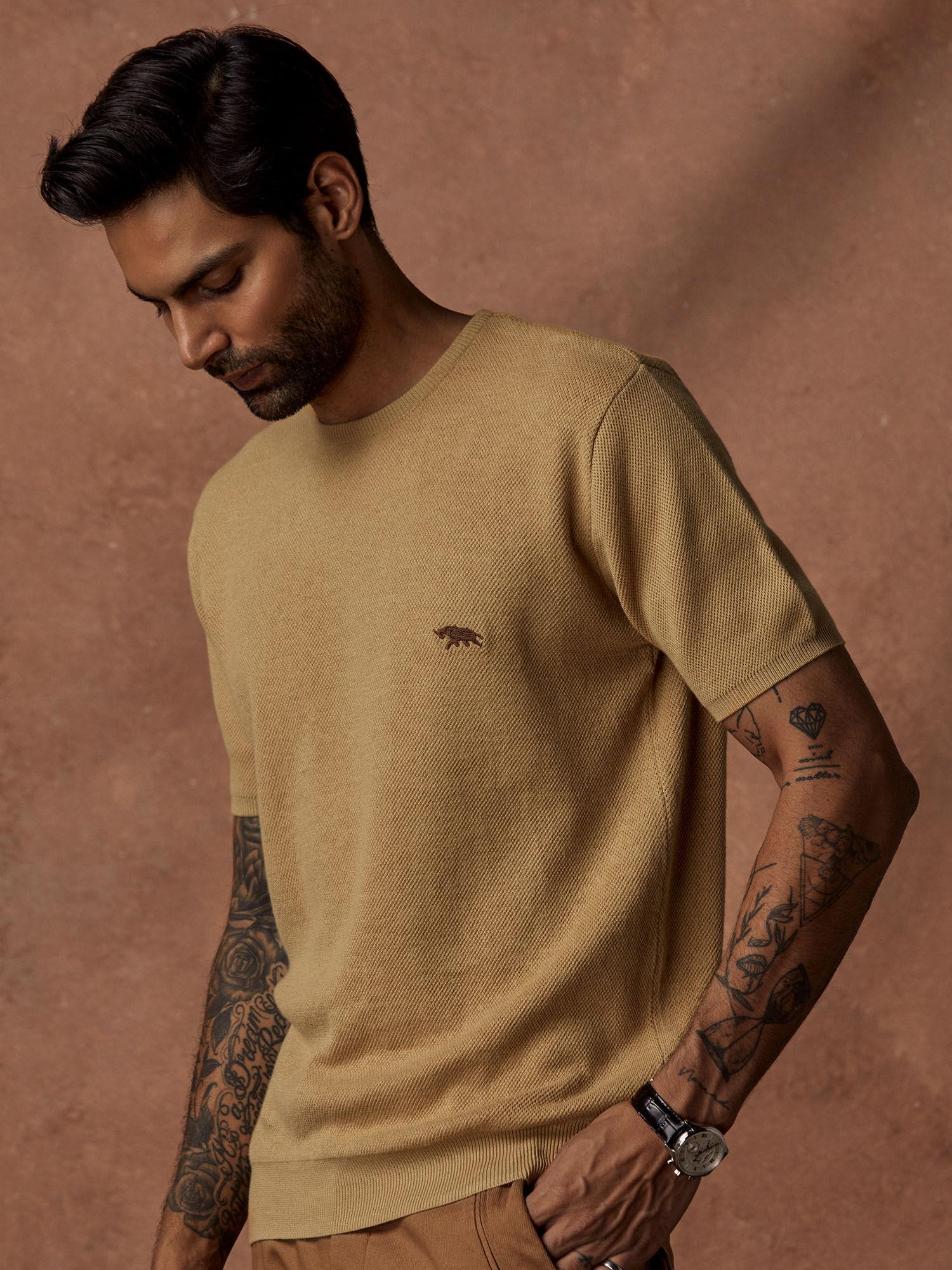 beige mens half sleeve crew neck regular