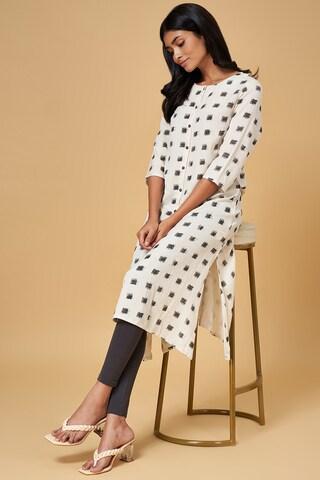 beige printed casual round neck 3/4th sleeves calf-length women regular fit kurta