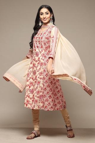 beige printed casual v neck 3/4th sleeves ankle-length women flared fit churidar kurta dupatta set